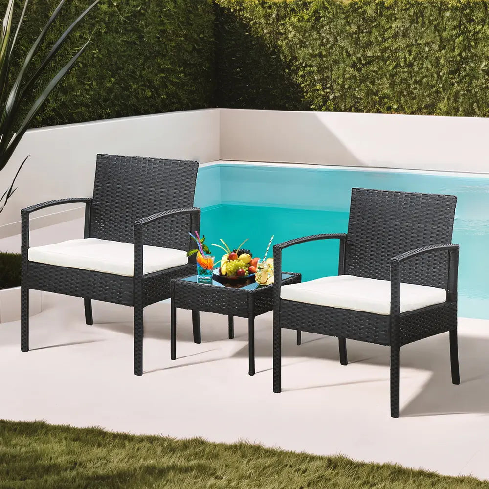 Laguna Outdoor Dining Chair Table